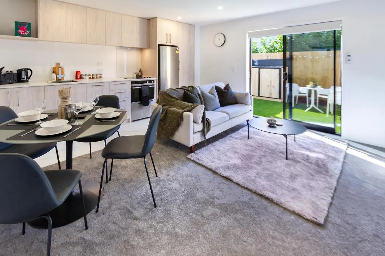 The City'S Best Kept Secret 2 Bed 2 Bath Christchurch