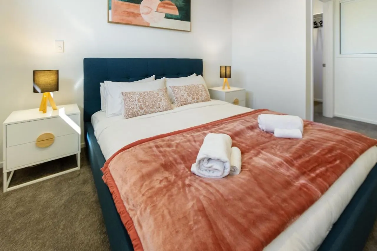 The City'S Best Kept Secret 2 Bed 2 Bath Christchurch Apartment