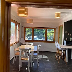 Art Deco 2 Bedroom House Holiday home Rotorua