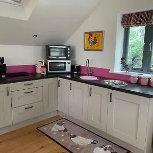 The Hen House A Beautifully Situated Open Plan Holiday home Lothersdale
