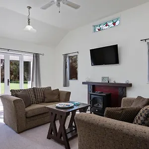 Brookhaven Apartment Renwick