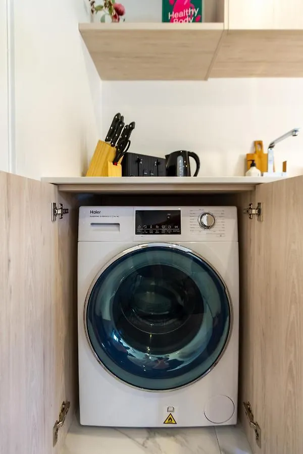 The City'S Best Kept Secret 2 Bed 2 Bath Christchurch Apartment